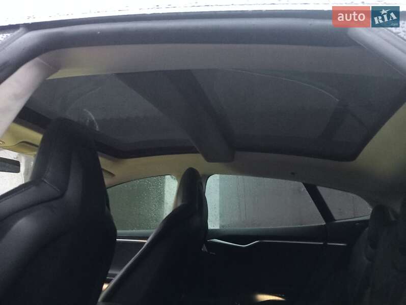 Лифтбек Tesla Model S 2013 в Шепетовке