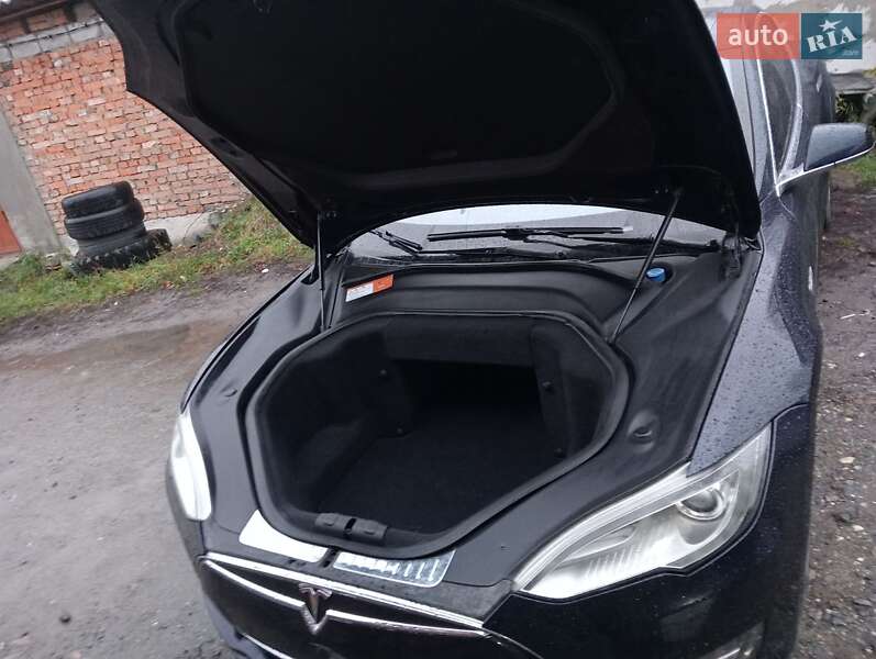 Лифтбек Tesla Model S 2013 в Шепетовке