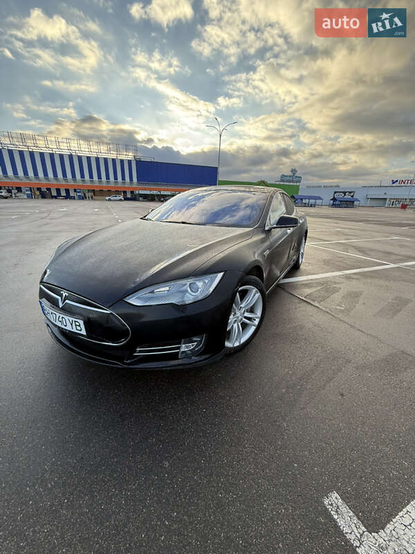 Ліфтбек Tesla Model S 2014 в Одесі