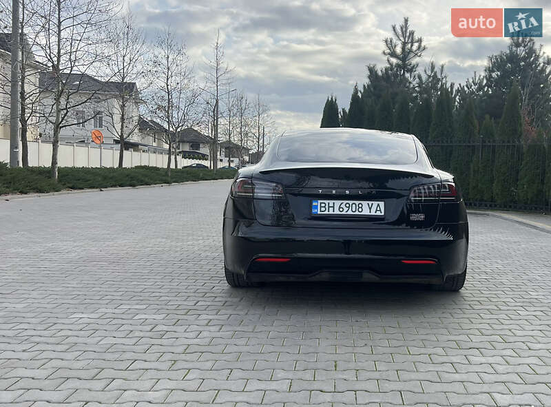 Лифтбек Tesla Model S 2023 в Одессе