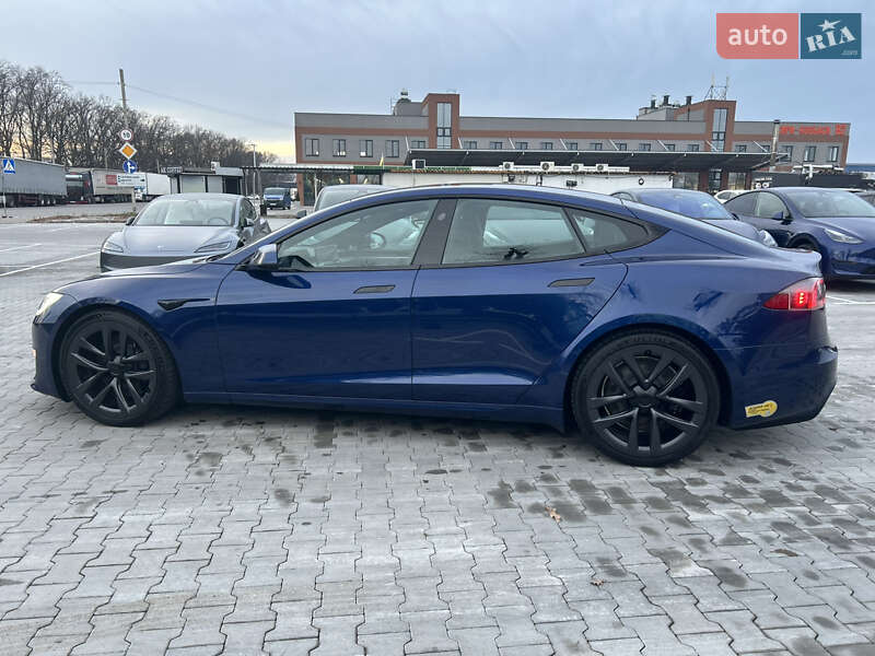 Лифтбек Tesla Model S 2021 в Киеве фото 12 Лифтбек Tesla Model S 2021 в Киеве