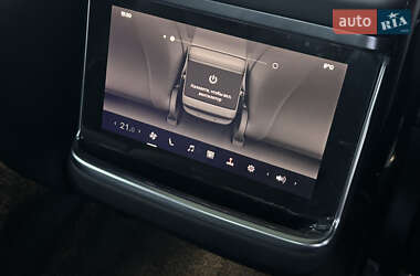 Лифтбек Tesla Model S 2021 в Киеве
