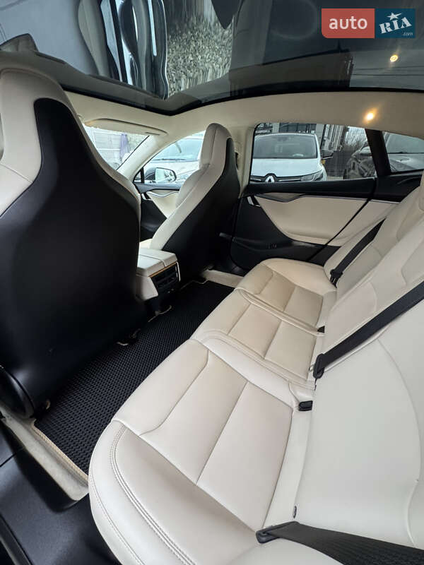 Ліфтбек Tesla Model S 2018 в Івано-Франківську фото 22 Ліфтбек Tesla Model S 2018 в Івано-Франківську