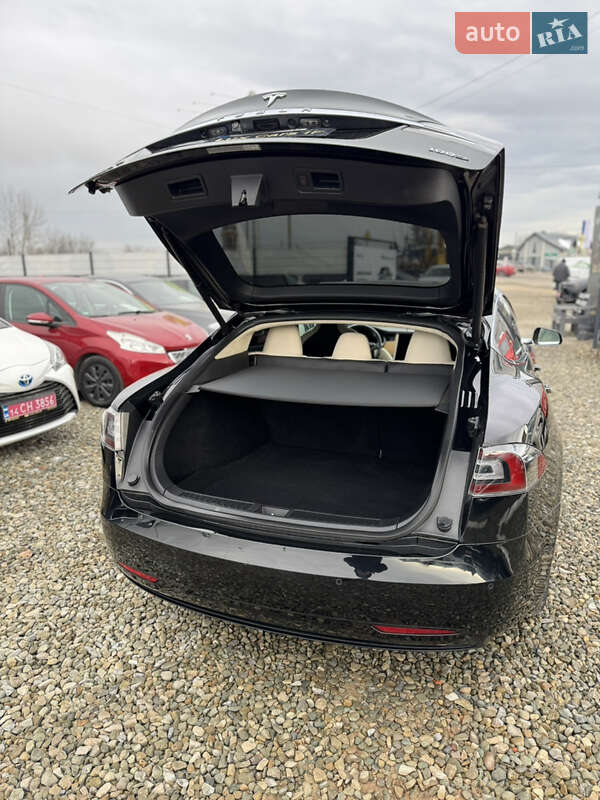 Ліфтбек Tesla Model S 2018 в Івано-Франківську фото 25 Ліфтбек Tesla Model S 2018 в Івано-Франківську