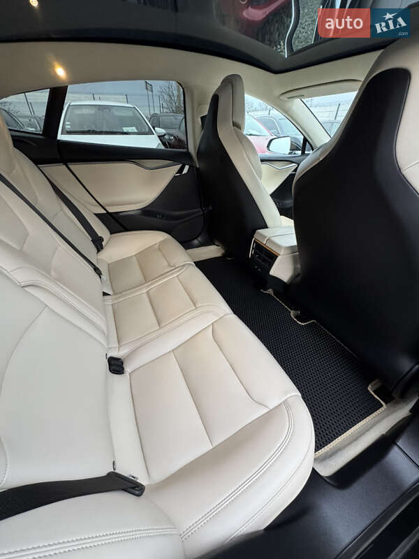Ліфтбек Tesla Model S 2018 в Івано-Франківську фото 33 Ліфтбек Tesla Model S 2018 в Івано-Франківську