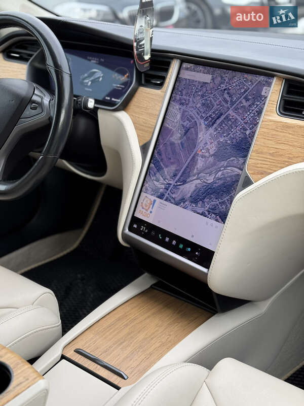 Ліфтбек Tesla Model S 2018 в Івано-Франківську фото 36 Ліфтбек Tesla Model S 2018 в Івано-Франківську