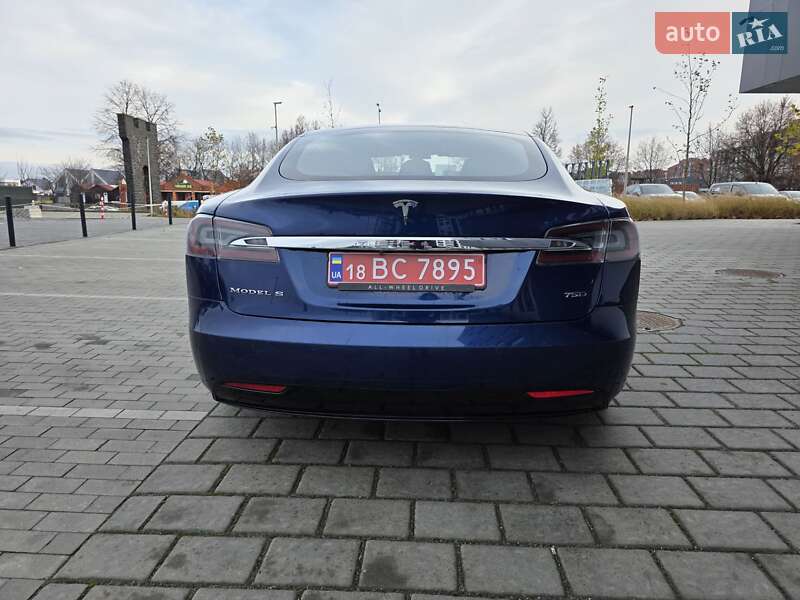 Лифтбек Tesla Model S 2018 в Ровно фото 11 Лифтбек Tesla Model S 2018 в Ровно