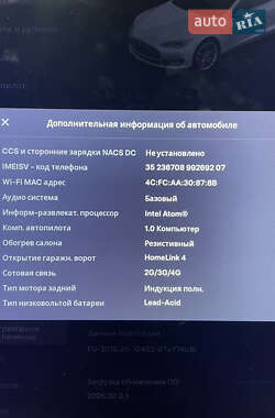 Ліфтбек Tesla Model S 2015 в Рівному
