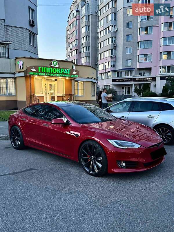 Tesla Model S 2017