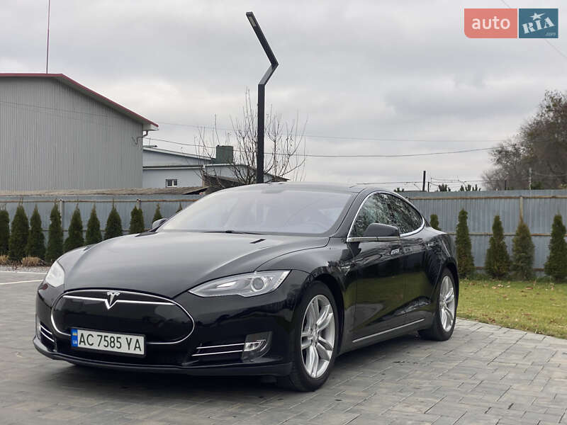 Лифтбек Tesla Model S 2013 в Луцке фото 4 Лифтбек Tesla Model S 2013 в Луцке