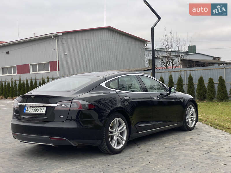 Лифтбек Tesla Model S 2013 в Луцке фото 10 Лифтбек Tesla Model S 2013 в Луцке