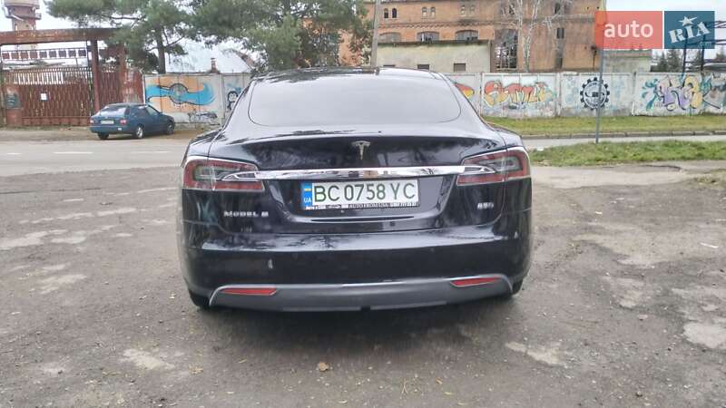 Лифтбек Tesla Model S 2015 в Львове фото 5 Лифтбек Tesla Model S 2015 в Львове