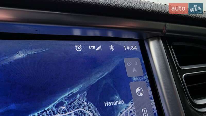 Ліфтбек Tesla Model S 2013 в Києві