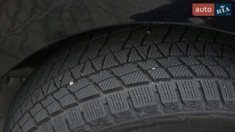 Ліфтбек Tesla Model S 2013 в Києві