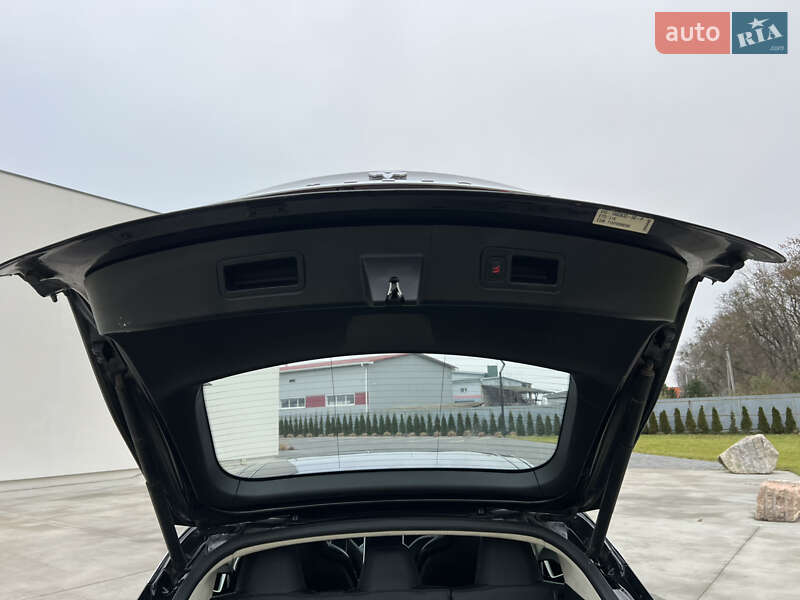 Ліфтбек Tesla Model S 2015 в Луцьку фото 20 Ліфтбек Tesla Model S 2015 в Луцьку