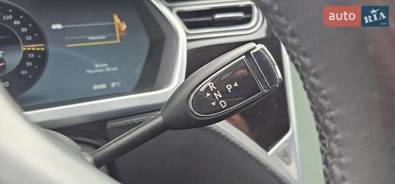 Лифтбек Tesla Model S 2014 в Тернополе