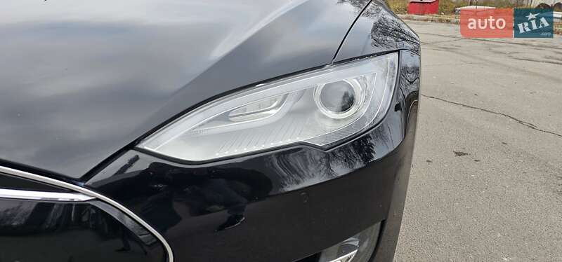 Лифтбек Tesla Model S 2014 в Тернополе