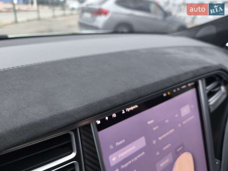 Лифтбек Tesla Model S 2018 в Киеве фото 69 Лифтбек Tesla Model S 2018 в Киеве