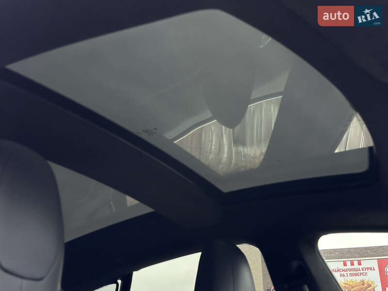 Лифтбек Tesla Model S 2016 в Харькове