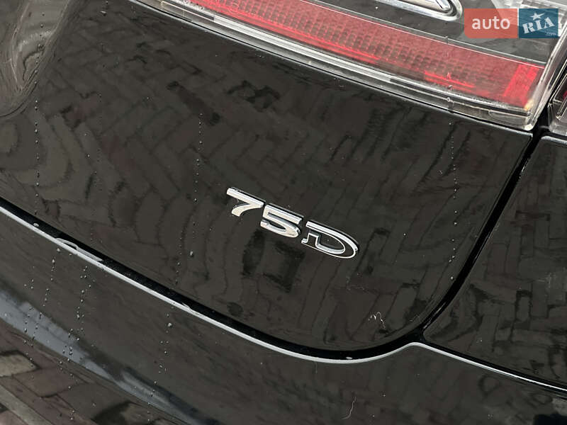 Лифтбек Tesla Model S 2016 в Харькове