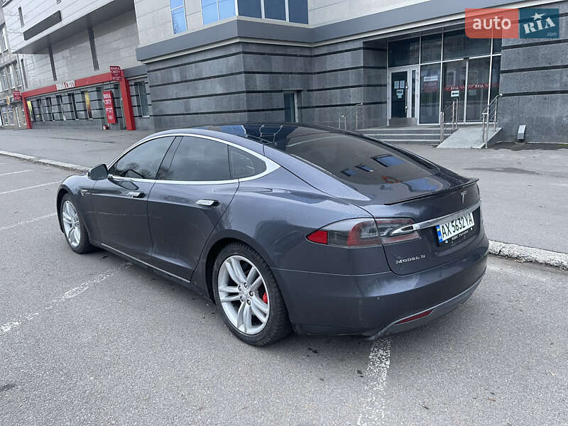 Лифтбек Tesla Model S 2015 в Харькове фото 6 Лифтбек Tesla Model S 2015 в Харькове