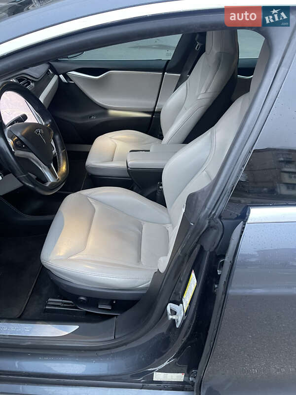 Лифтбек Tesla Model S 2015 в Харькове фото 9 Лифтбек Tesla Model S 2015 в Харькове