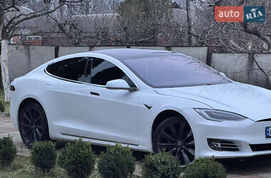 Ліфтбек Tesla Model S 2020 в Харкові