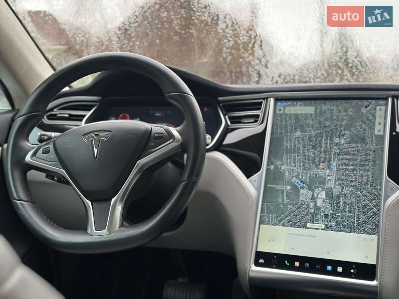 Лифтбек Tesla Model S 2015 в Одессе