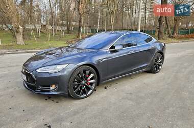Ліфтбек Tesla Model S 2014 в Києві