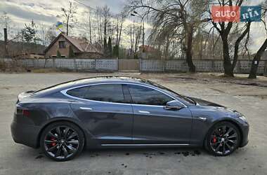 Ліфтбек Tesla Model S 2014 в Києві