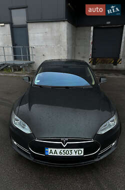 Лифтбек Tesla Model S 2014 в Киеве