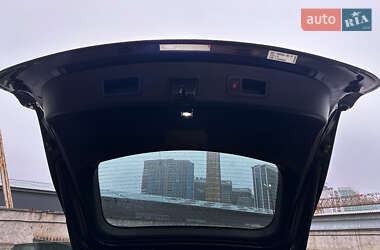 Лифтбек Tesla Model S 2014 в Киеве