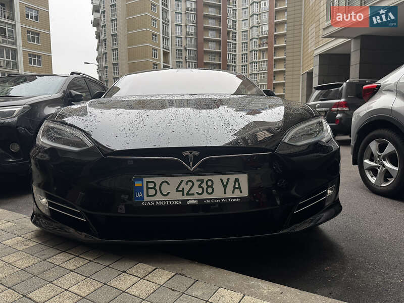 Tesla Model S 2019 Tesla Model S 2019