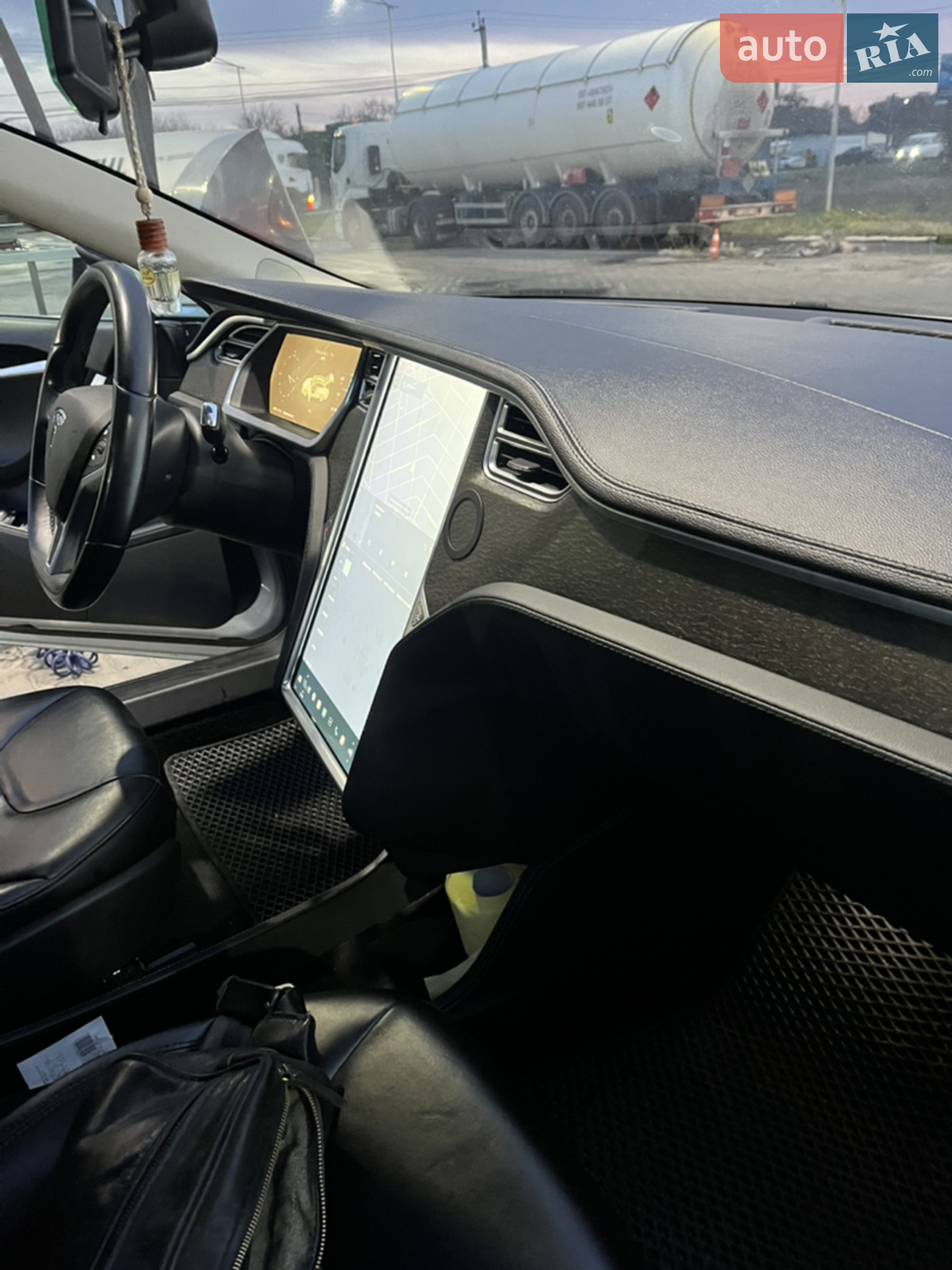 2013 Tesla Model S - мініатюра 10