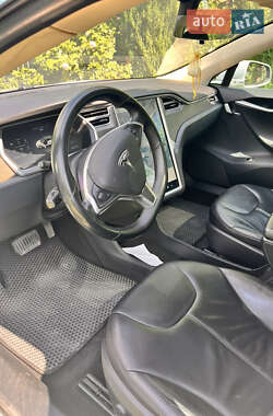 Лифтбек Tesla Model S 2013 в Киеве