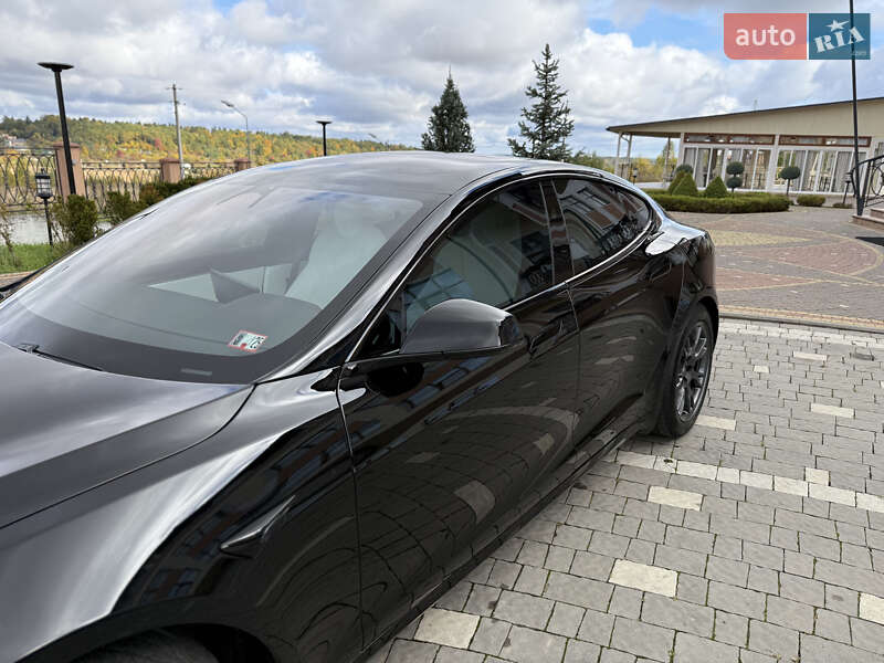Лифтбек Tesla Model S 2024 в Дрогобыче фото 37 Лифтбек Tesla Model S 2024 в Дрогобыче