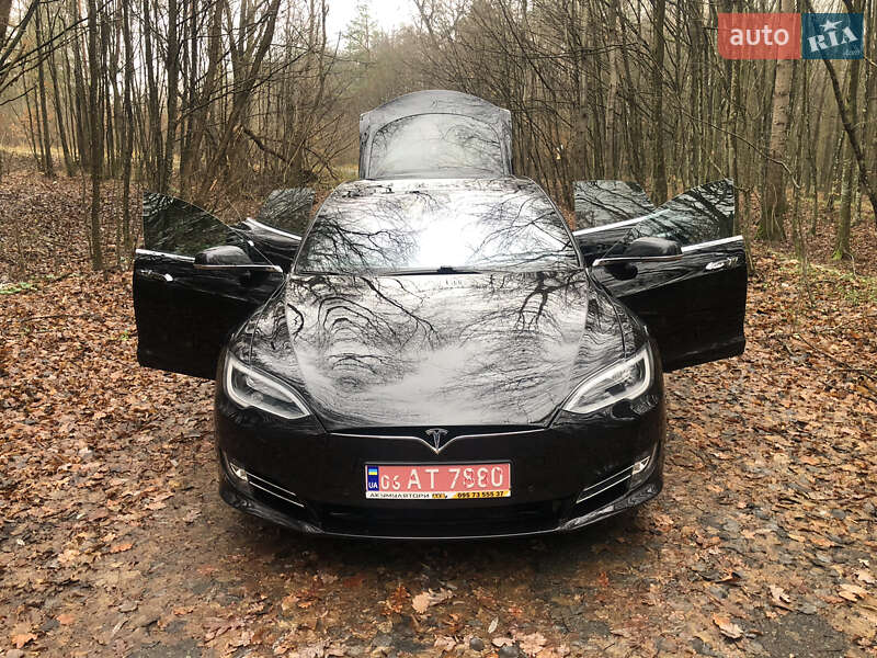 Лифтбек Tesla Model S 2016 в Житомире фото 14 Лифтбек Tesla Model S 2016 в Житомире