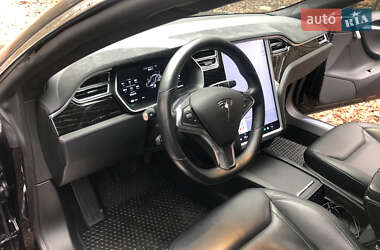 Лифтбек Tesla Model S 2016 в Житомире