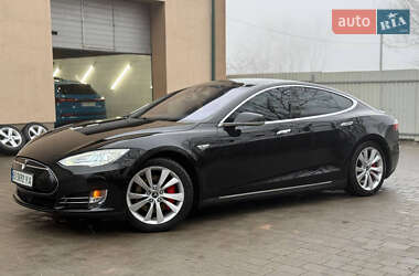 Лифтбек Tesla Model S 2015 в Тернополе фото 9 Лифтбек Tesla Model S 2015 в Тернополе