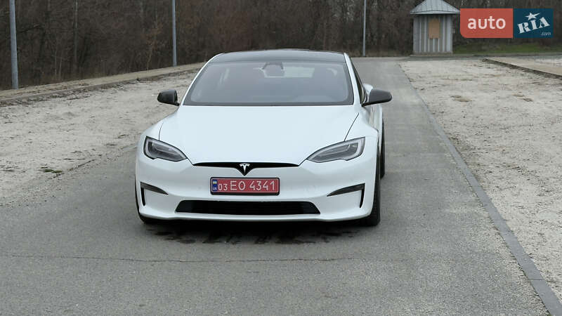 Лифтбек Tesla Model S 2021 в Днепре