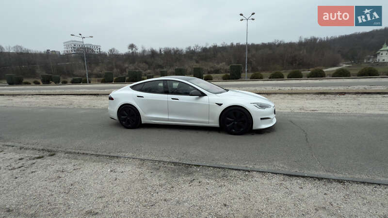 Лифтбек Tesla Model S 2021 в Днепре