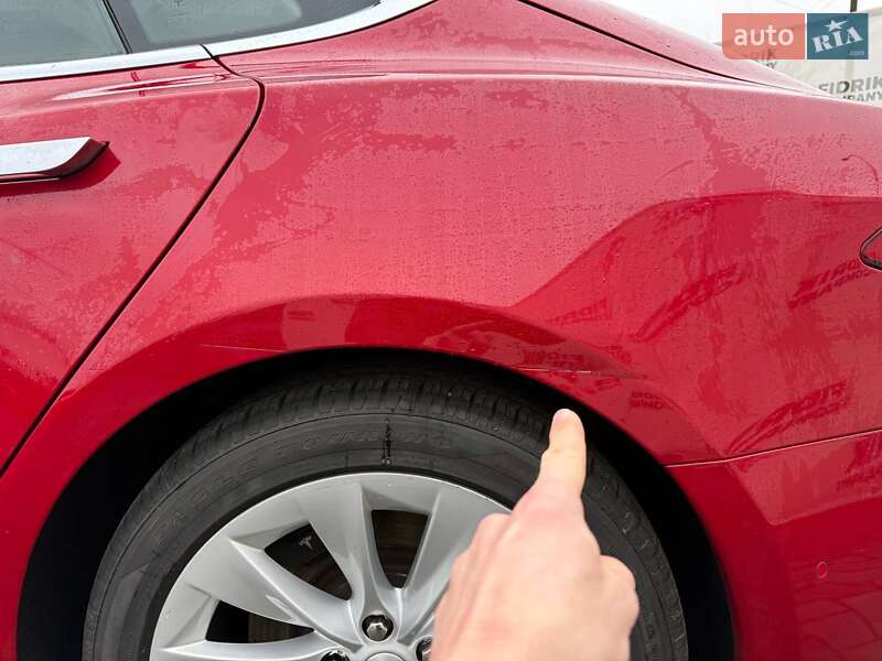Лифтбек Tesla Model S 2016 в Луцке фото 15 Лифтбек Tesla Model S 2016 в Луцке