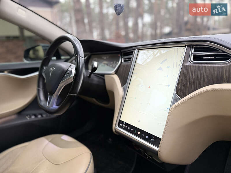 Лифтбек Tesla Model S 2013 в Киеве фото 25 Лифтбек Tesla Model S 2013 в Киеве