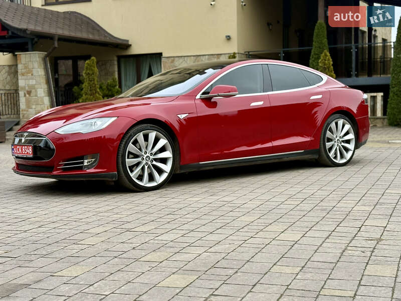 Лифтбек Tesla Model S 2014 в Тернополе