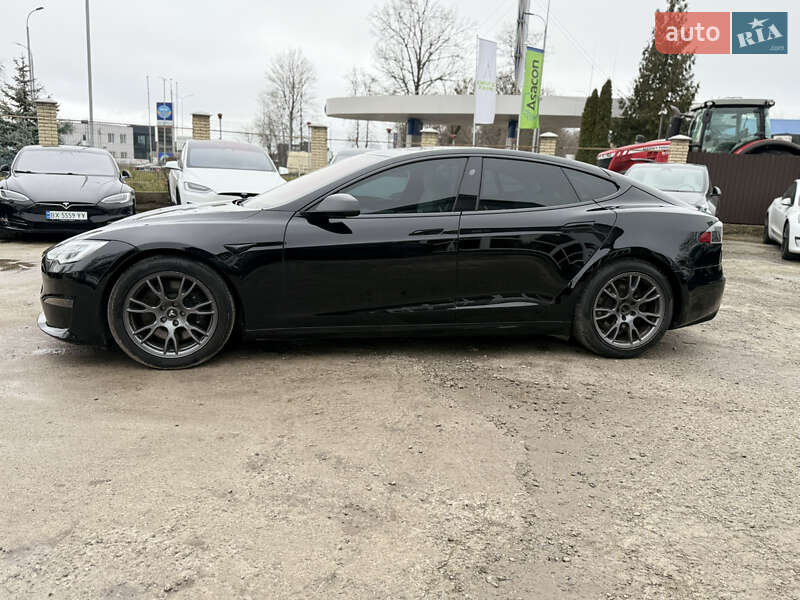 Лифтбек Tesla Model S 2021 в Виннице