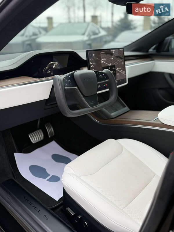 Лифтбек Tesla Model S 2021 в Виннице