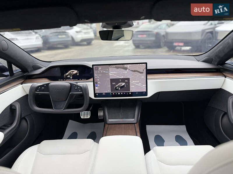 Лифтбек Tesla Model S 2021 в Виннице