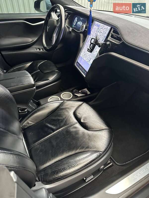 Лифтбек Tesla Model S 2014 в Хмельницком фото 3 Лифтбек Tesla Model S 2014 в Хмельницком