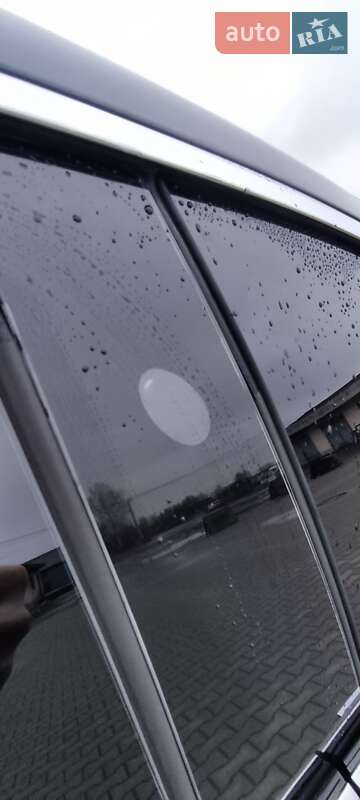 Лифтбек Tesla Model S 2016 в Сарнах