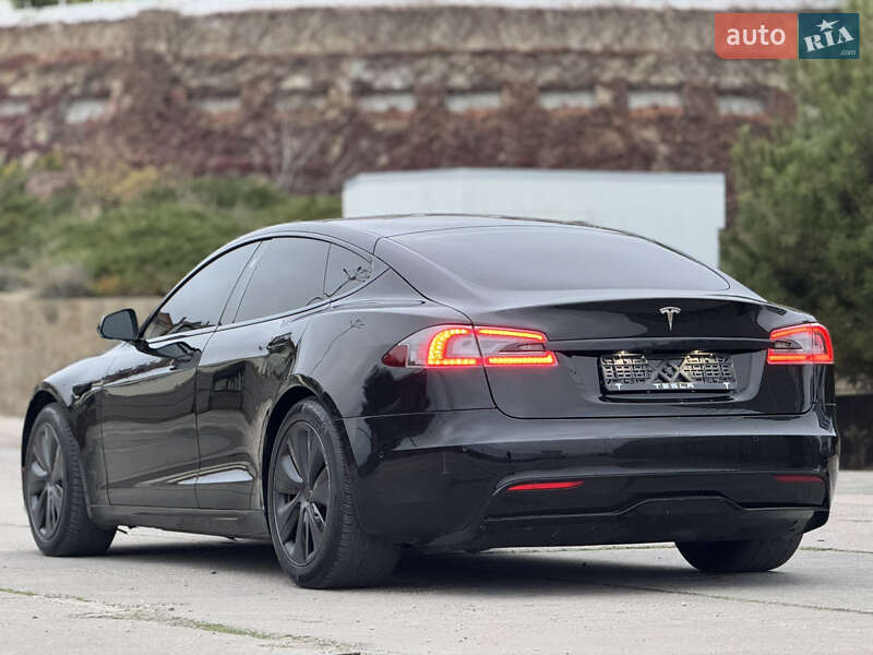 Ліфтбек Tesla Model S 2022 в Одесі